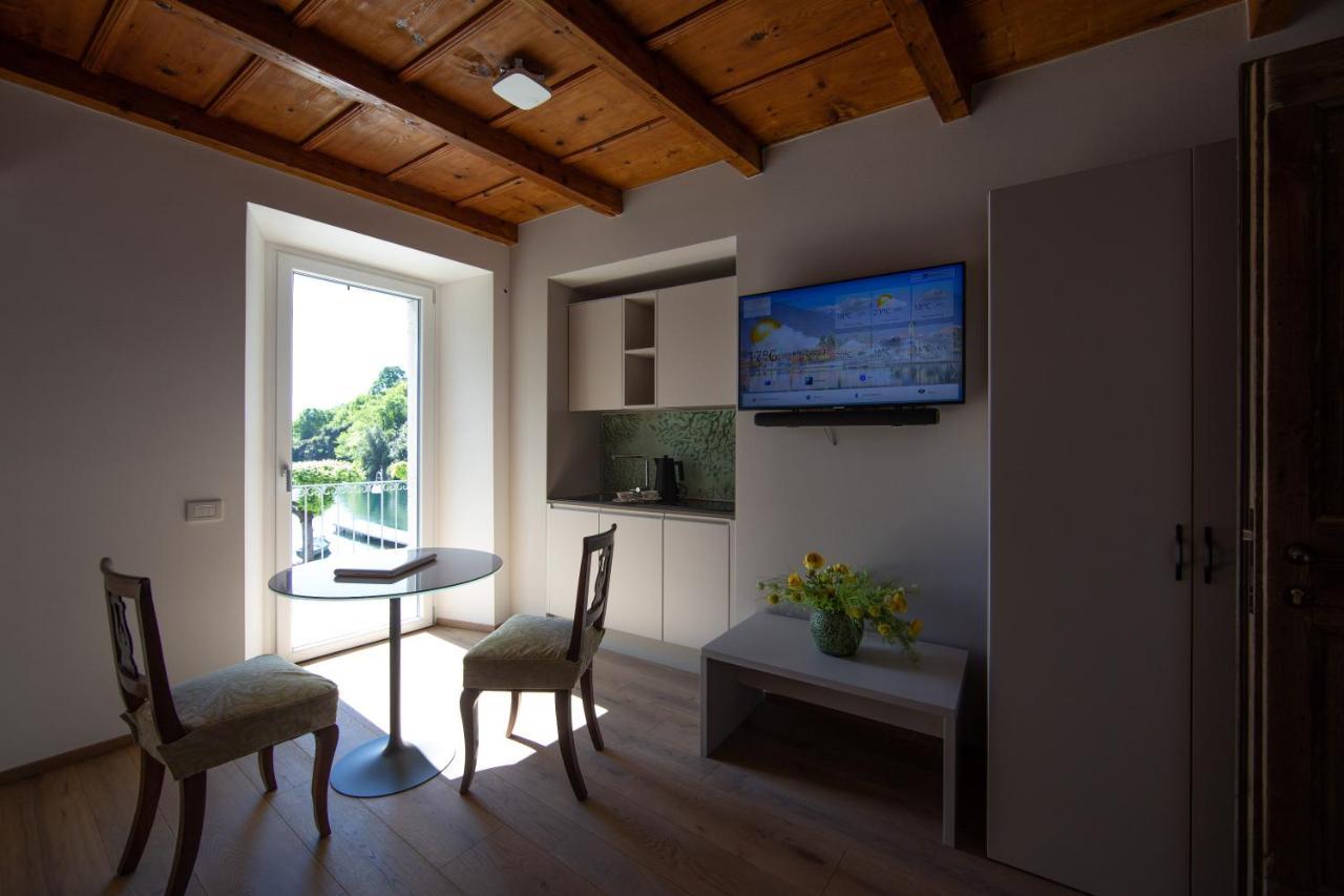 Casa Castagna 1620 Bed & Breakfast Mergozzo Luaran gambar