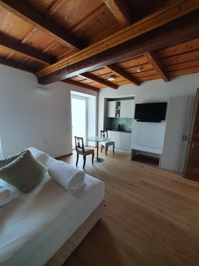 Casa Castagna 1620 Bed & Breakfast Mergozzo Luaran gambar