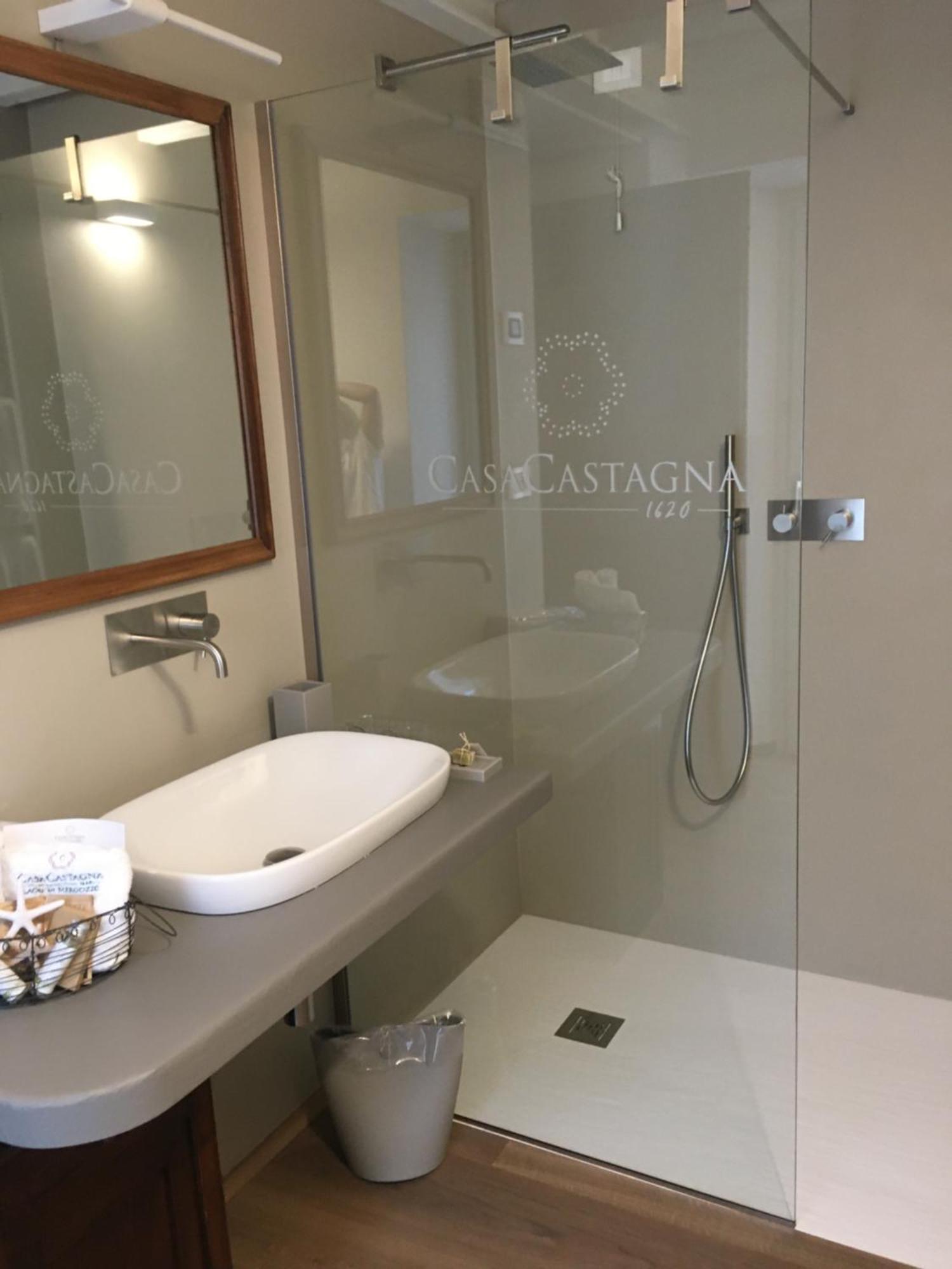 Casa Castagna 1620 Bed & Breakfast Mergozzo Luaran gambar
